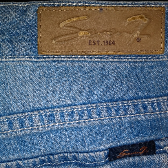 Seven7 Denim Shorts Women's Size 12 - Picture 3 of 4